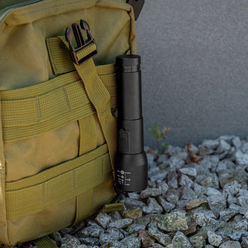 LED Dimbart uppladdningsbart ficklampa LED/20W/5V IPX4 800 lm 2000 mAh