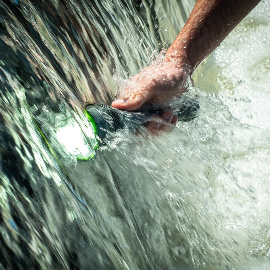 LED Dimbar uppladdningsbar ficklampa med strömbank funktion LED/5V IPX7 10000 glansig 2600 mAh