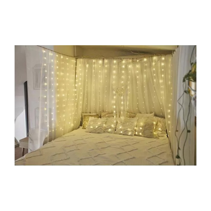 LED utomhus julslinga 300 LED/8 funktioner 5,9 m IP44 varmvit