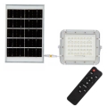 LED Utomhus ljusreglerad solcell strålkastare LED/6W/3,2V IP65 4000K vit + fjärrkontroll