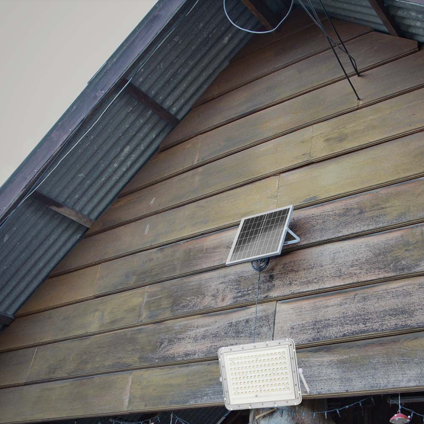 LED Utomhus solreflektor LED/20W/3,2V 4000K vit IP65 + fjärrkontroll