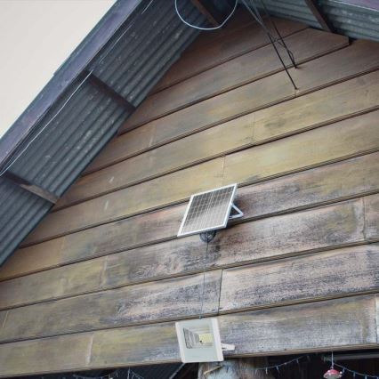 LED Utomhus solreflektor LED/12W/3,2V IP65 4000K 5000 mAh + fjärrkontroll