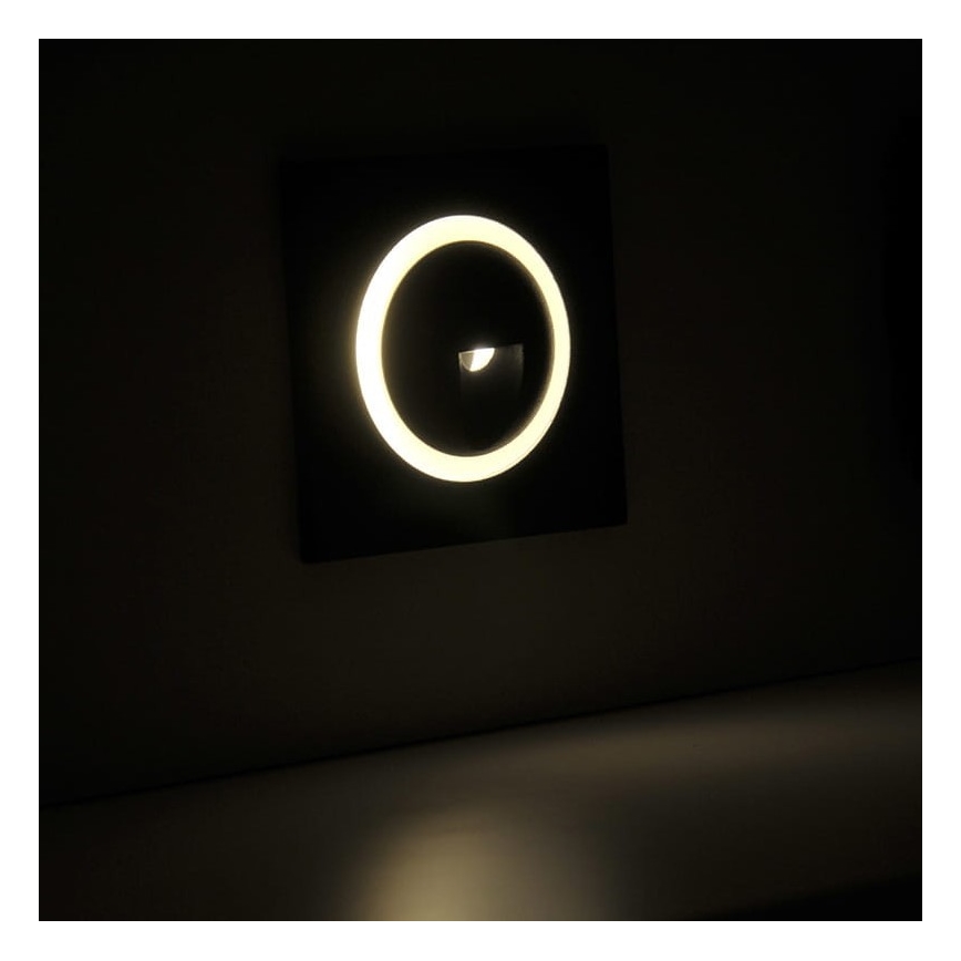 LED Utomhus Trappljus Q2 LED/3W/230V IP44