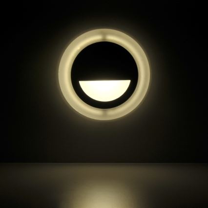 LED Utomhus Trappljus Q4 LED/3W/230V IP44