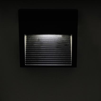 LED Utomhus Trappljus Q9 LED/3W/230V IP44