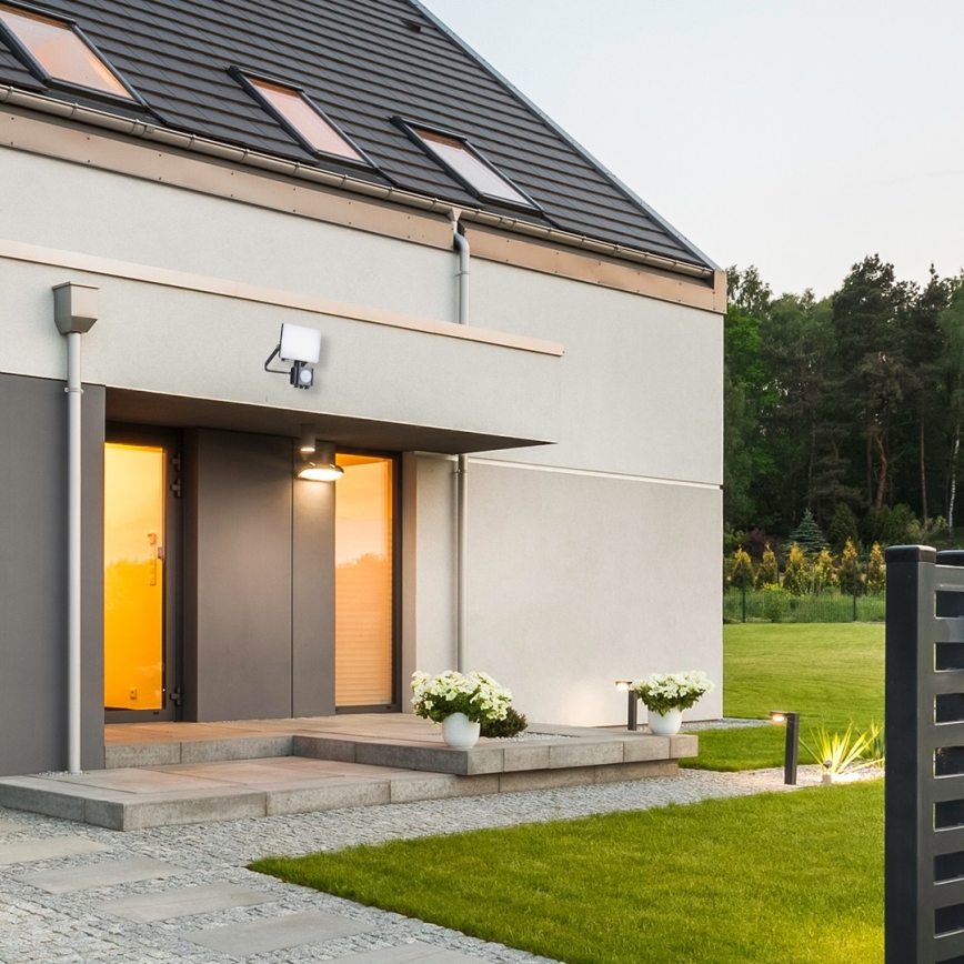 LED Utomhusstrålkastare med sensor LED/10W/230V 5000K IP44