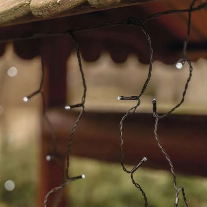 LED utomhusslinga 100xLED/2,5x0,9m IP44 kallvit