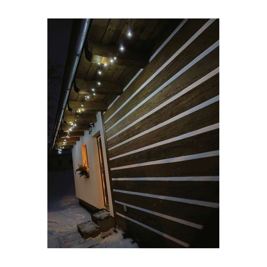 LED utomhusslinga 40xLED/9m IP44 kallvit