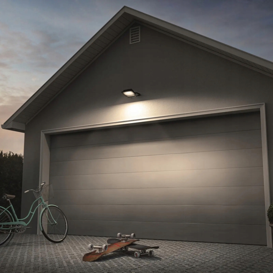 LED utomhusstrålkastare LED/200W/230V 4500K IP65 svart