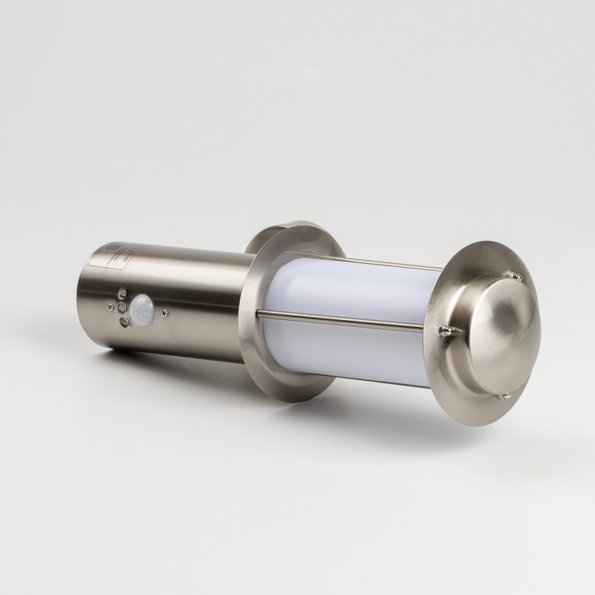 LED utomhusvägglampa med rörelsesensor 1xE27/4,9W/230V IP44 matt krom