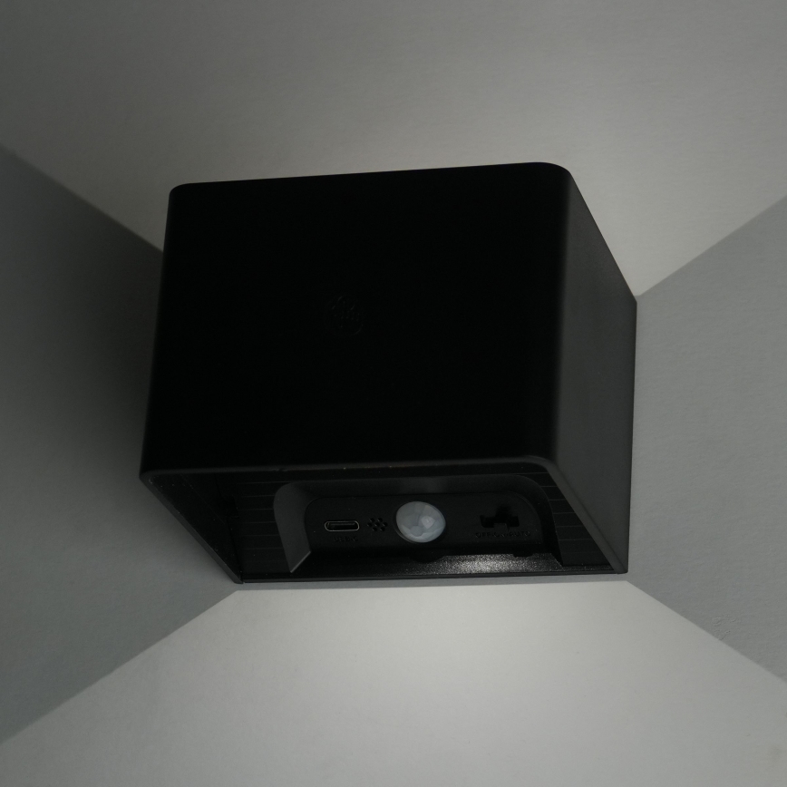 LED Ljusreglerad vägg beröring belysning med sensor MIRI LED/2,5W/3,7V 3000/4000/6400K 4000 mAh svart