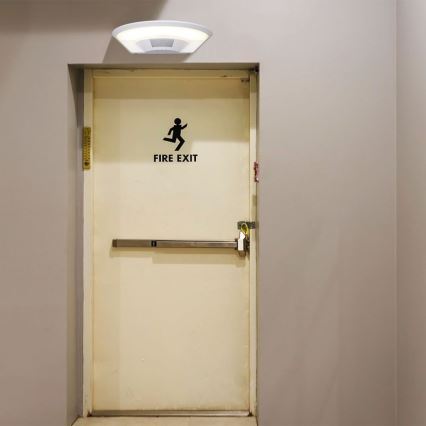 LED Vägglampa för badrum med sensor SAMSUNG CHIP LED/10W/230V 4000K IP54 vit