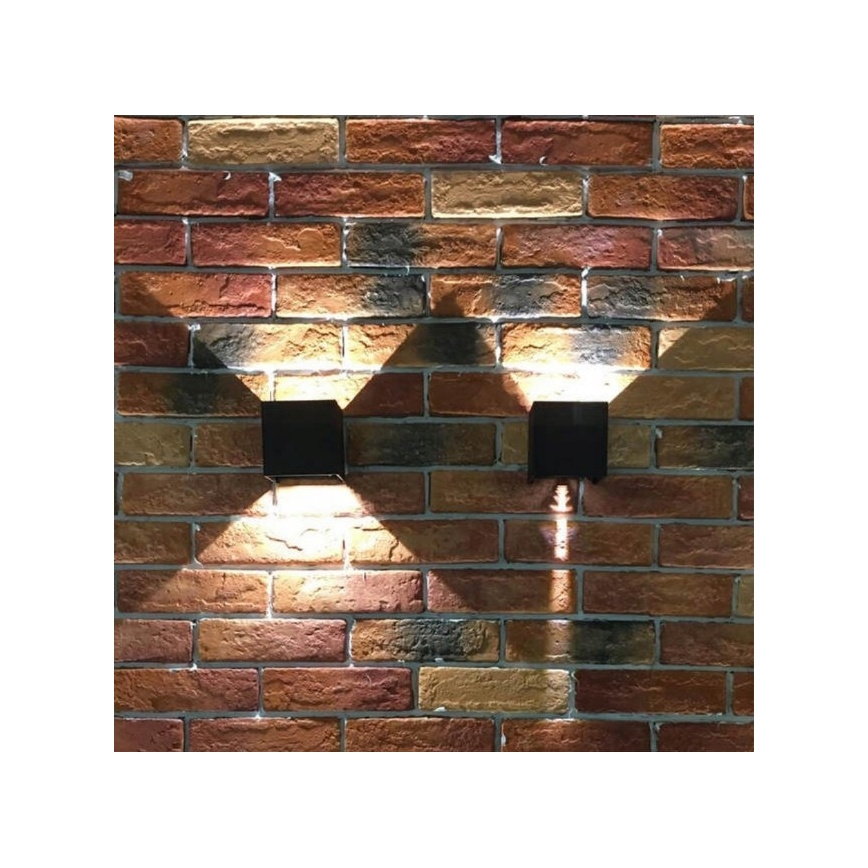 LED Vägglampa för utomhusbruk 2xLED/3W/230V IP54 svart