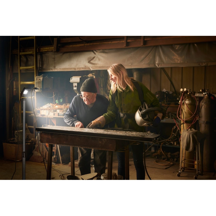 Ledvance - LED Utomhusstrålkastare med stativ WORKLIGHT TRIPOD LED/20W/230V 6500K IP65