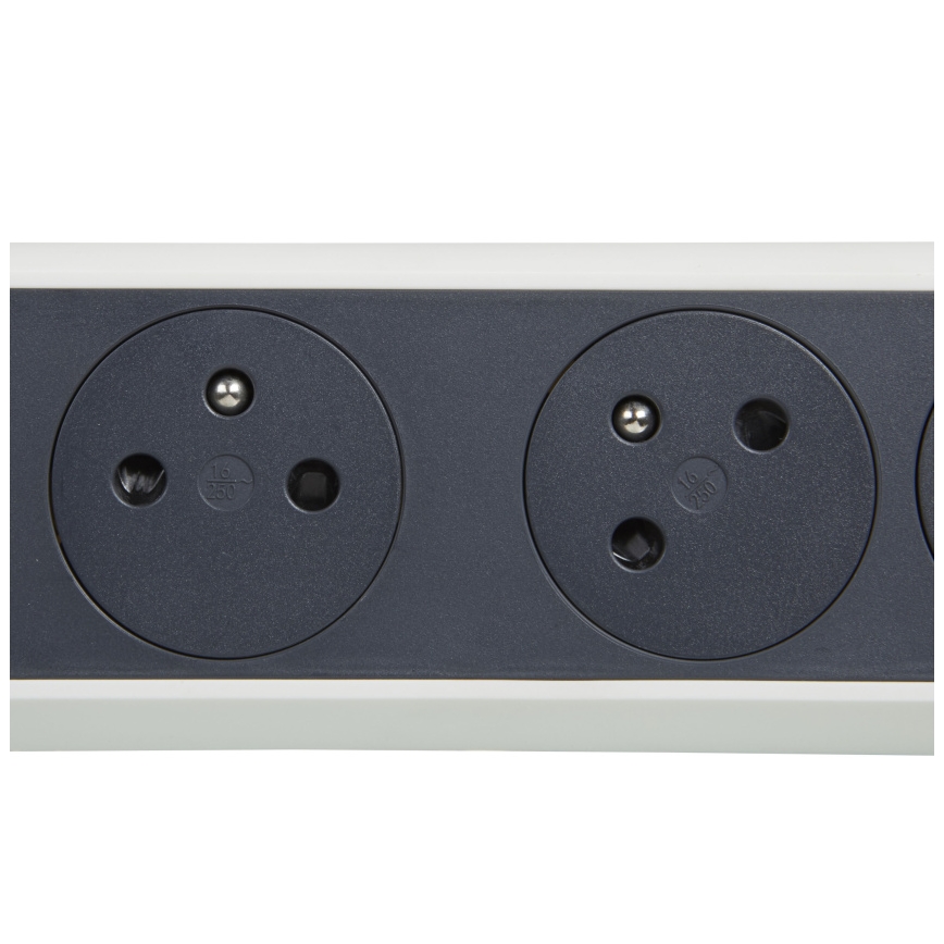 Legrand 049459 - Förlängningskabel med brytare 4Z Typ E 3m