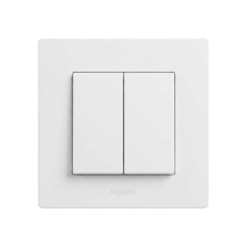 Legrand - Dubbel seriebrytare nr. 5 med ram NILOE STEP vit