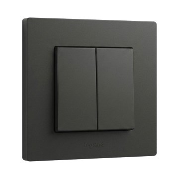 Legrand - Dubbel trappströmbrytare med ram nr. 6+6 NILOE STEP svart