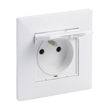 Legrand - Utomhusuttag med ram NILOE STEP 250V IP44 vit