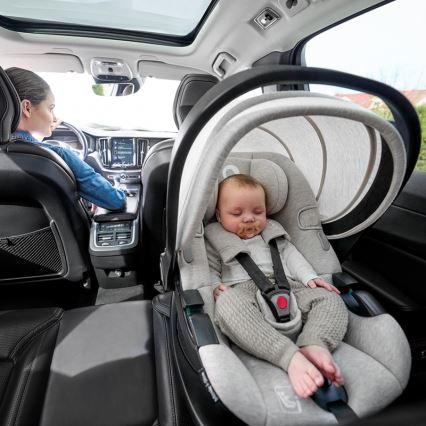 Lionelo - Roterbar bilbarnstol med bas MOXIE SET i-Size 40-87 cm Beige Sand