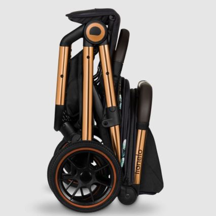 Lionelo - Sportig barnvagn CLOE svart/blå/guld