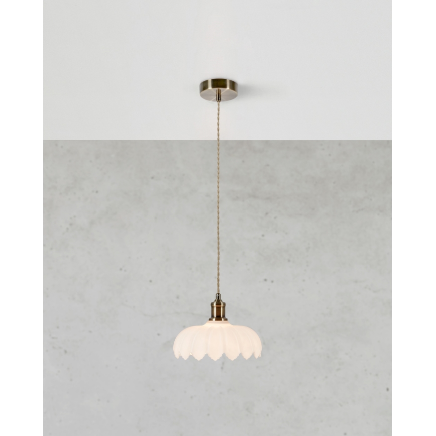 Markslöjd 108857 - Ljuskrona med textilsladd KURAGE 1xE27/40W/230V mässing/vit