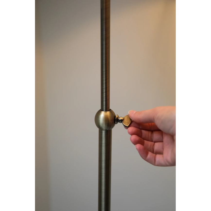 Markslöjd 108972 - Golvlampa OXFORD 1xE14/40W/230V vit/mässing