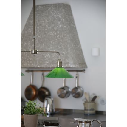 Markslöjd 109161 - VELA taklampa med stång 2xE27/60W/230V grön/mässing