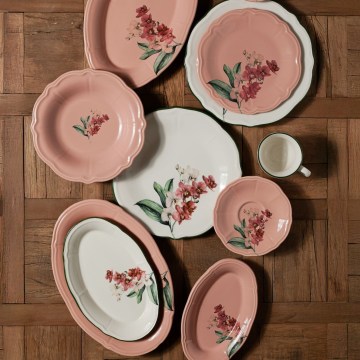 Middagservis 27 delar rosa/vit/porslin