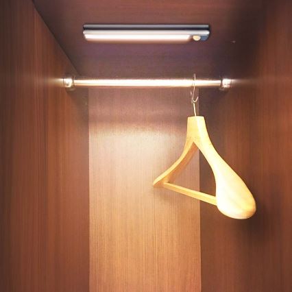 LED uppladdningsbar magnetisk skåpbelysning med rörelsesensor LED/1W/1100 mAh 3000K