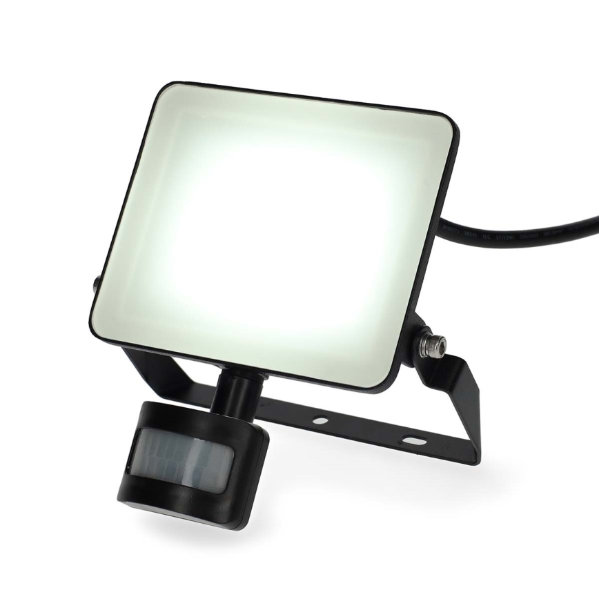 Dimbart LED-strålkastare med rörelsesensor för vägguttag SmartLife LED/20W/230V 3000-6500K IP44 Wi-Fi