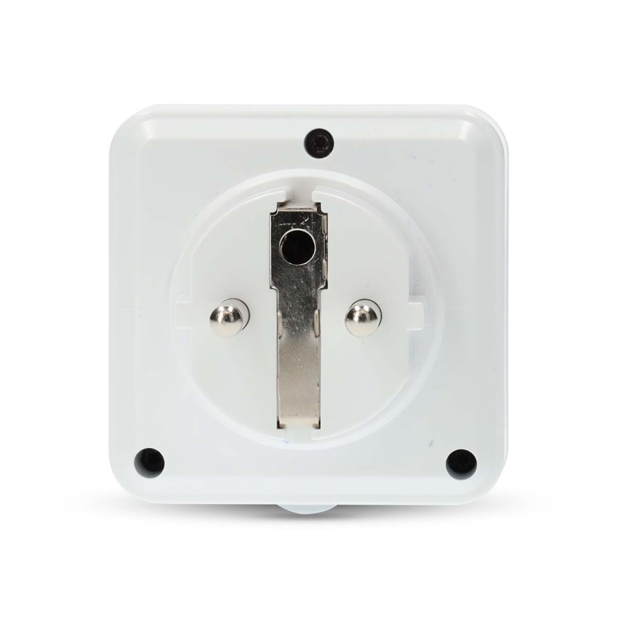 Smartuttag Smartlife 3680W/230V/ Typ E/16A Wi-Fi Tuya IP44