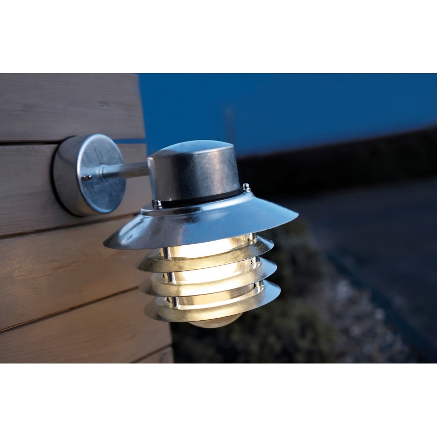 Nordlux - Utomhus vägglampa VEJERS 1xE27/60W/230V IP54 silver