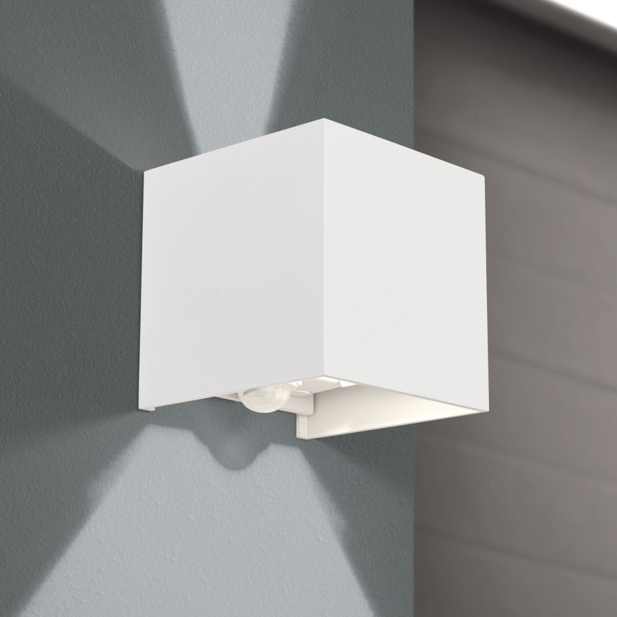 LED Utomhus vägglampa med rörelse- och skymningssensor CUBE-S LED/13W/230V IP54 vit