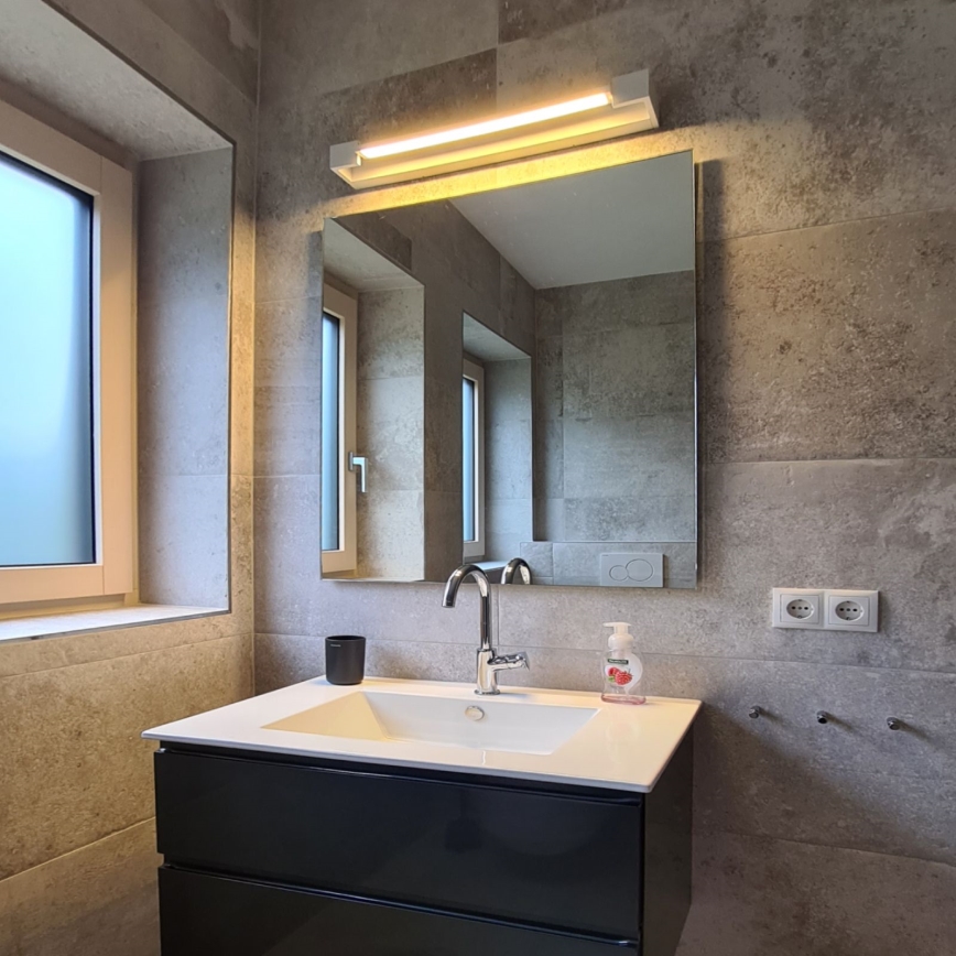 LED Badrumsspegelbelysning MARILYN LED/18W/230V 60 cm IP44 vit