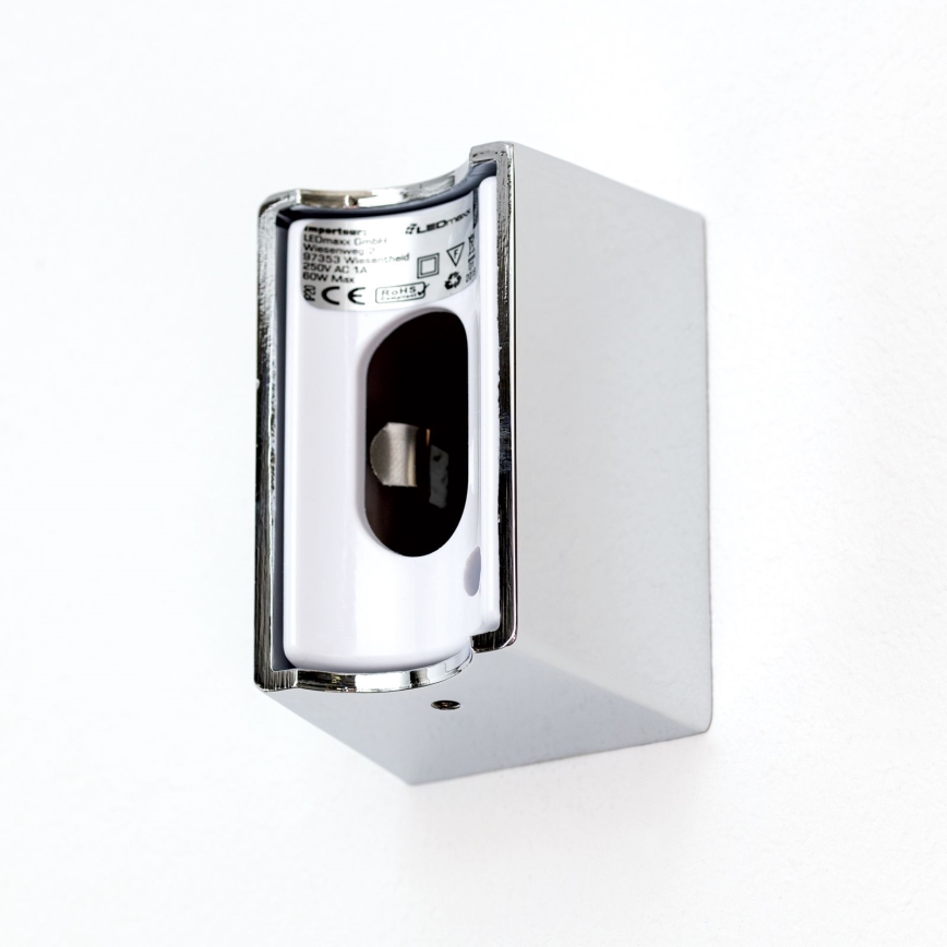 LED väggbelysning VISAGIST 1xS14d/8W/230V vit