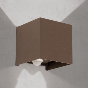 Orion - Utomhus vägglampa med rörelse- och skymningssensor CUBE-S LED/13W/230V IP54 brun