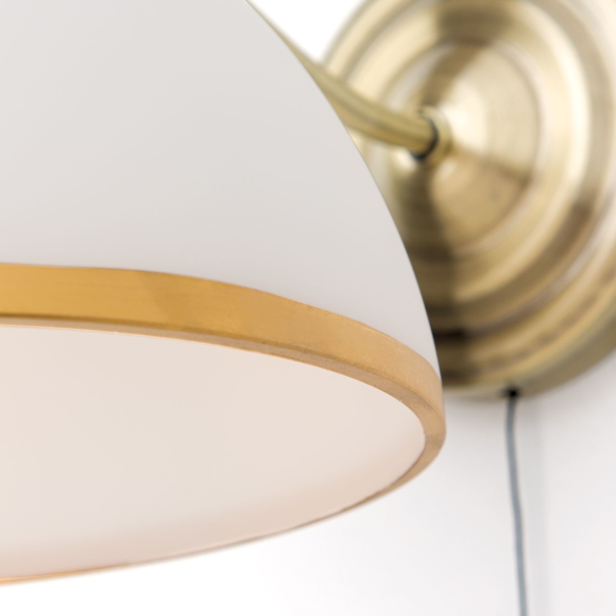 Vägglampa OLD LAMP 1xE27/40W/230V vit/mässing