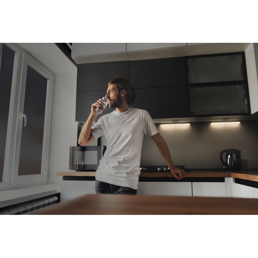 Osram - Dimmbar LED-underskåpsarmatur med rörelse- och skymningssensor LINEAR LED/5W/3,7V 2200 mAh 3000K 35 cm vit