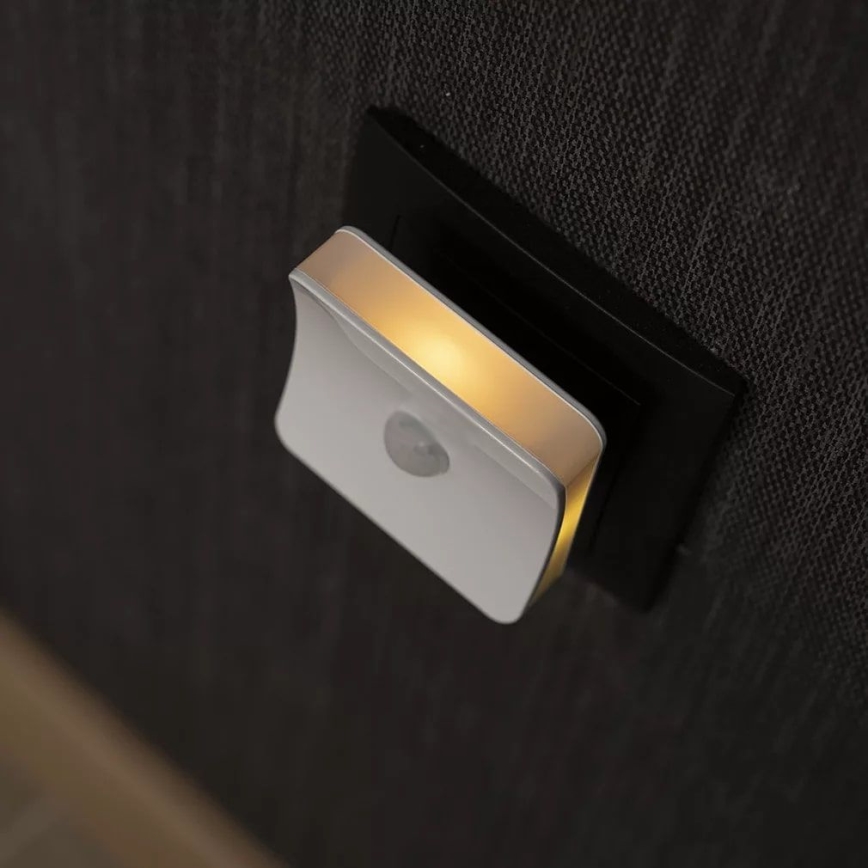 Osram - LED RGB nattlampa för vägguttag med sensor LUNETTA LED/0,3W/230V