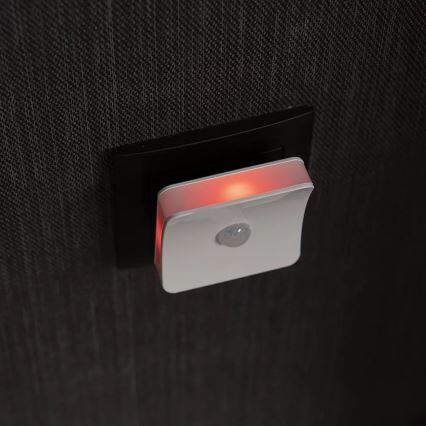 Osram - LED RGB nattlampa för vägguttag med sensor LUNETTA LED/0,3W/230V