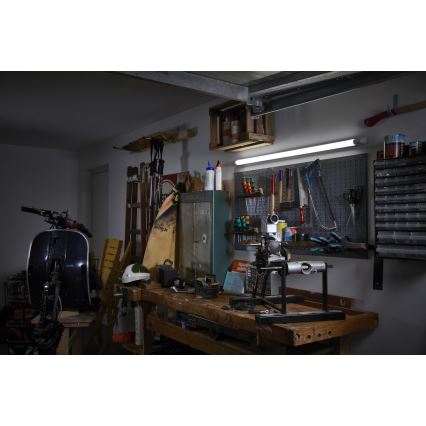 Osram - LED-underskåpsarmatur POWER BATTEN LED/12W/230V 4000K 60 cm vit