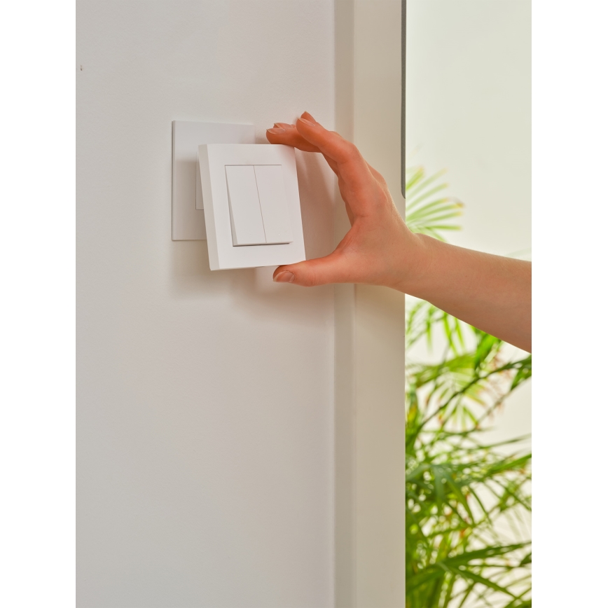 Osram - SMART+ trådlös 2-knapps strömbrytare 5V Wi-Fi