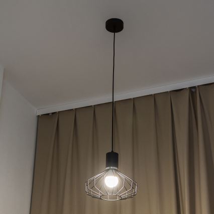 Pendellampa med kabel SOLANO 1xE27/15W/230V svart/blank krom
