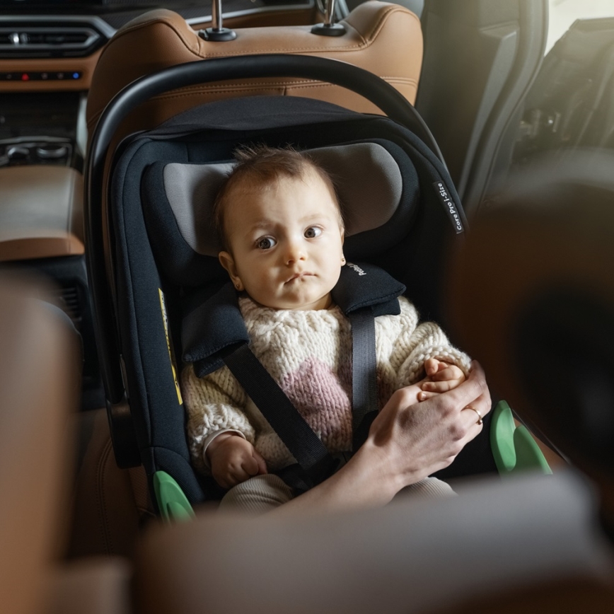 PETITE&MARS - Bilsäte CORE PRO i-Size 40-87 cm (0-13 kg)