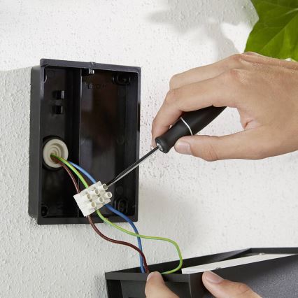 Philips - LED RGBW Dimbar vägglampa utomhus Hue RESONATE 2xLED/8W/230V 2000-6500K IP44