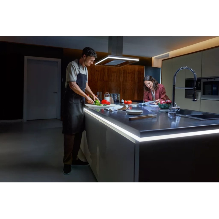 Philips - Hue OMNIGLOW RGBW LED-remsa, dimbar, 5m LED/60W/230V 2200–6500K