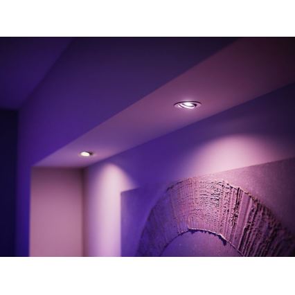 Grundpaket Philips Hue WHITE AND COLOR AMBIANCE 3xGU10/5,7W/230V 2000-6500K + anslutningsenhet