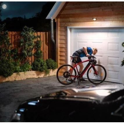 Philips - LED strålkastare med sensor  DECOFLOOD LED/20W/230V IP65