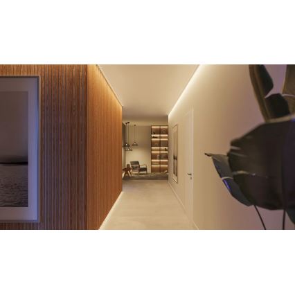 Philips – dimbar RGBW LED-remsa Hue WHITE AND COLOR AMBIANCE, 5 m, 20 W/230 V, 2000–6500 K