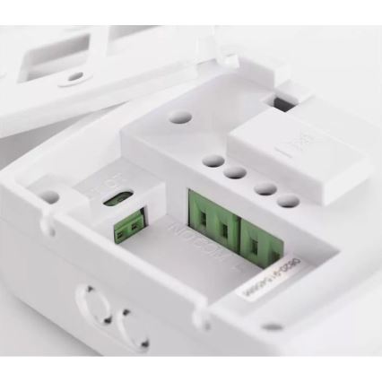 Programmerbar termostat 230V+2xAA